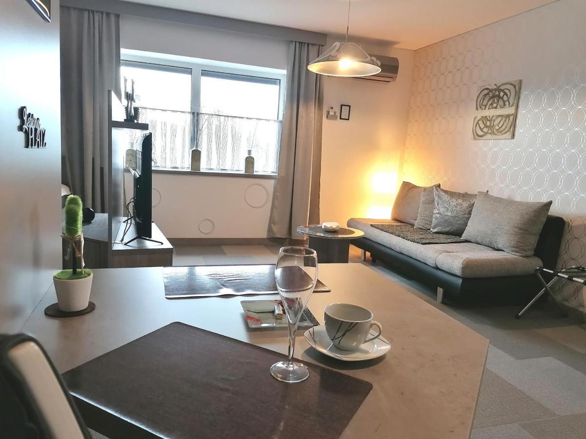 Business Apartments Hohenems Buitenkant foto