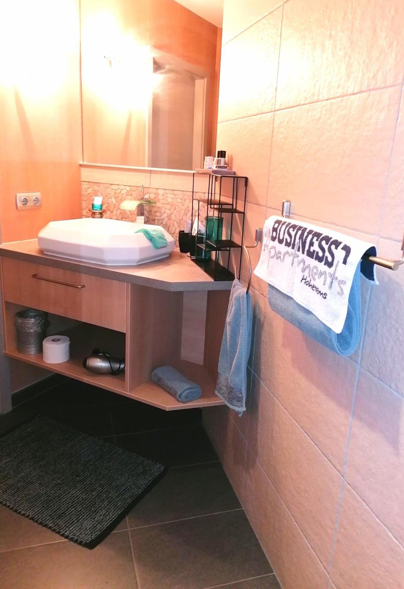Business Apartments Hohenems Kamer foto